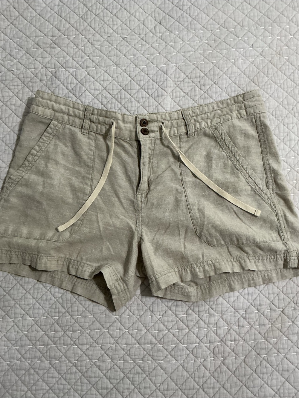 Patagonia Women's Island Hemp Light Beige Shorts Size 10